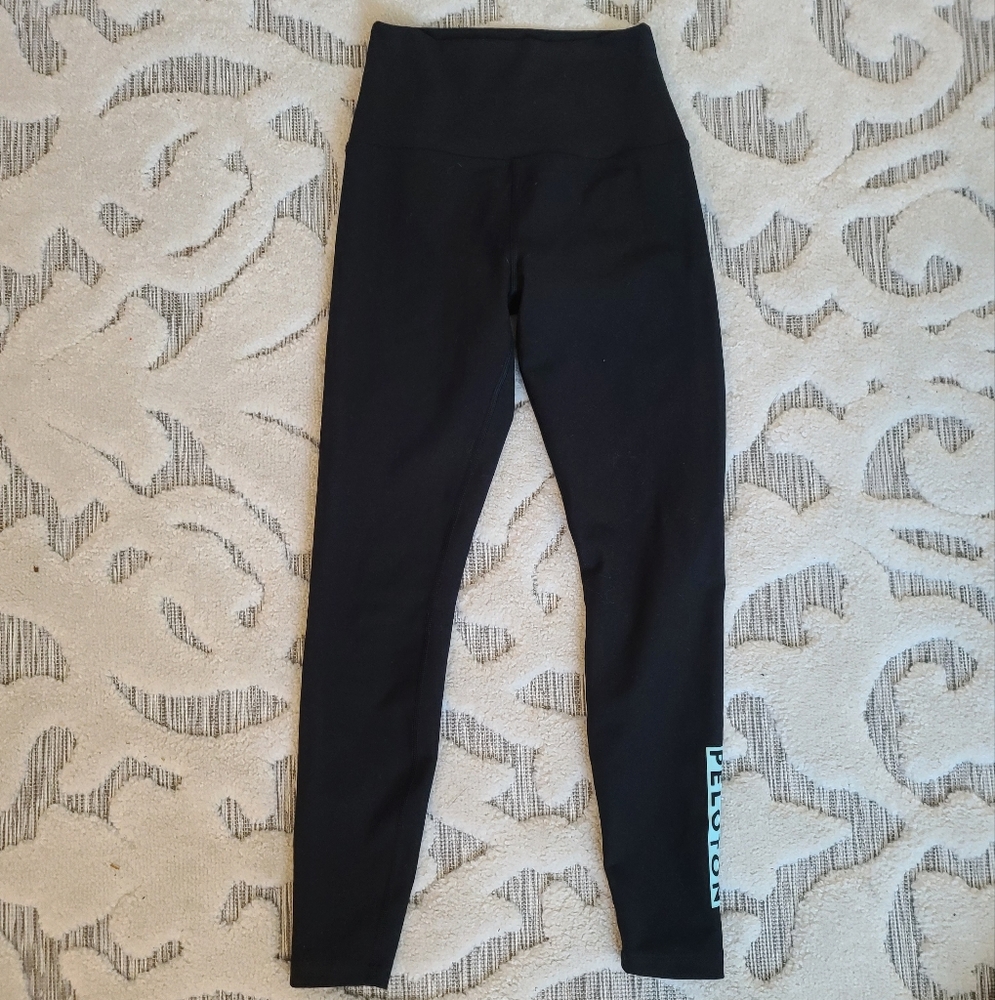 Peloton logo leggings